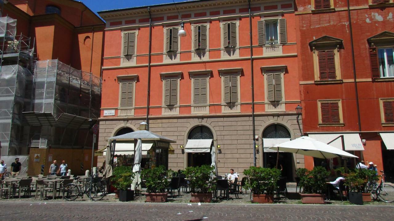 La Campanella Apartment Modena Bagian luar foto